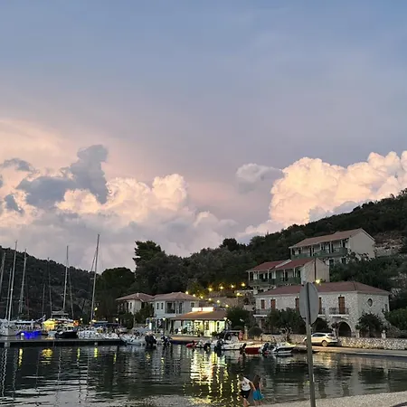 Quintabella * Sivota (Lefkada)